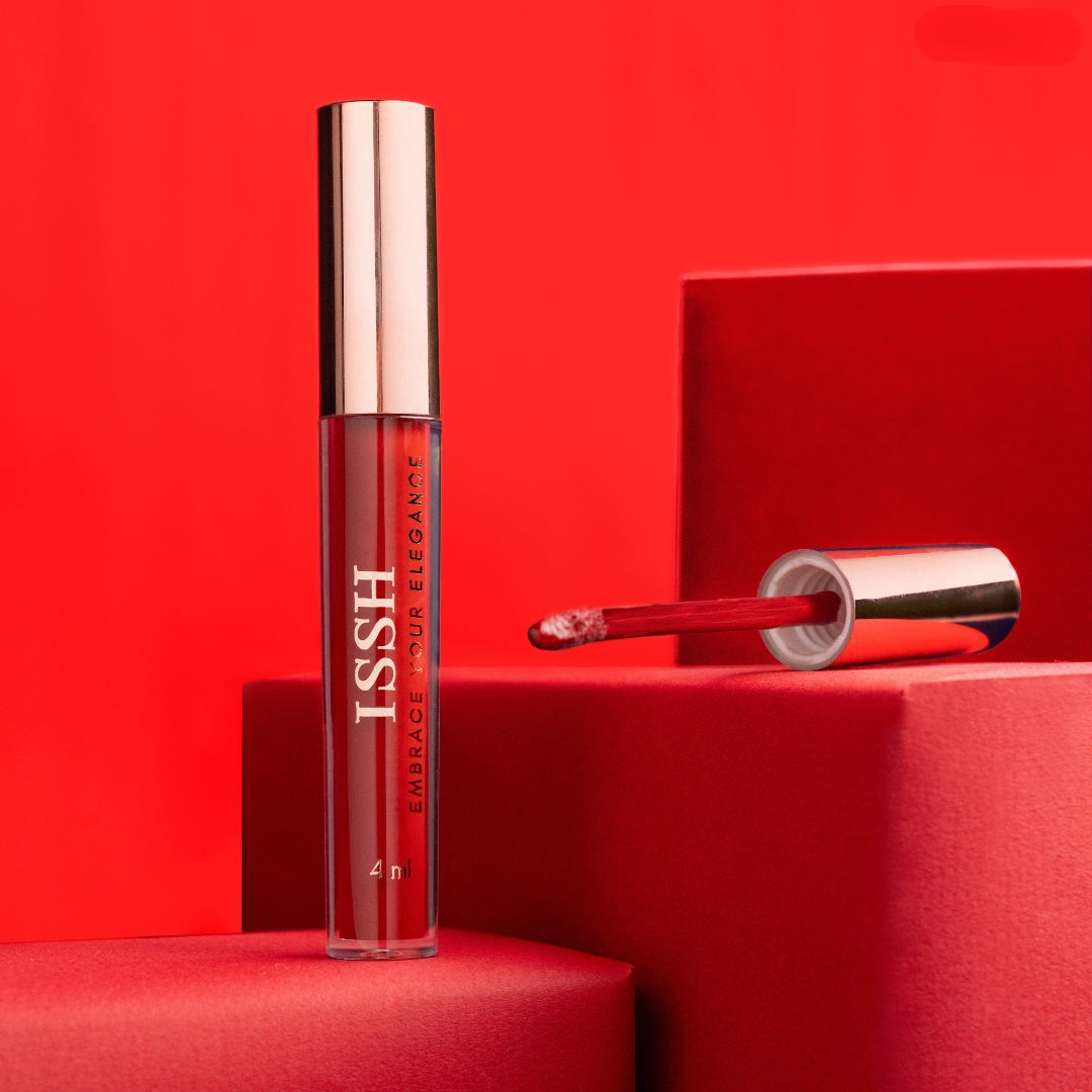 Unleash Your Bold Side: ISSH On the Edge Liquid Lipstick (4.5 g)